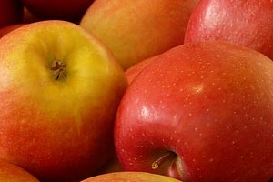 Honeycrisp apples